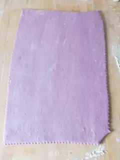 Make Spaghetti rolls step 5