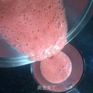 Make Strawberry tomato juice step 6