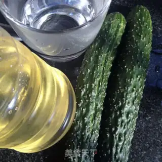 Make Honey cucumber juice step 0