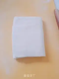Make Danish hands tore bread step 13