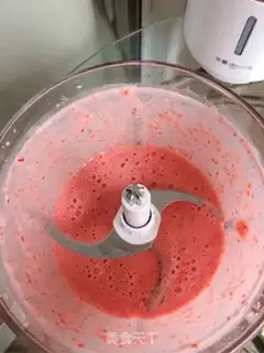 Make Strawberry Smutcher step 4