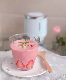 Make Strawberry Smutcher step 5