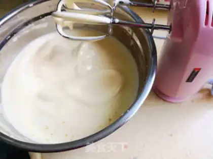 Make Almond cake step 1