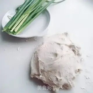 Make Onion roll step 4