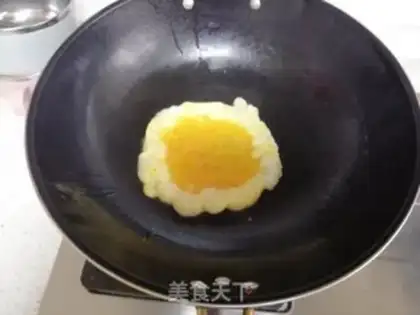 Make Fry eggs step 3