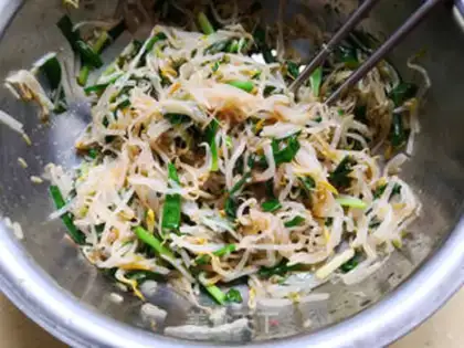 Make The sprouts of cold bean step 7