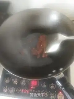 Make Spring mushroom sauce noodles step 4