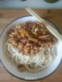Make Spring mushroom sauce noodles step 10