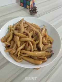 Make Garlic hand tore the apricot mushrooms step 6