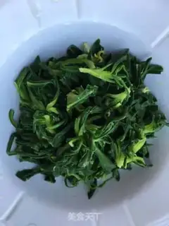Make Fried garlic paste spinach step 5