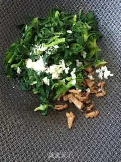 Make Fried garlic paste spinach step 15