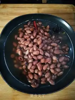 Make Carrot and peanuts step 4