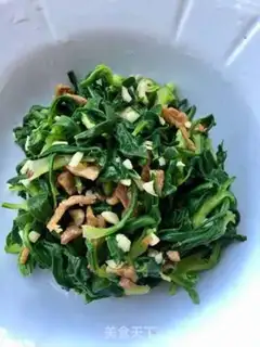 Make Fried garlic paste spinach step 17