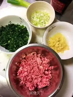Make Spicy pork buns step 6