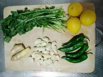 Make Lemon sour chicken claws step 0