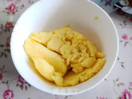 Make Coconut rolls step 3