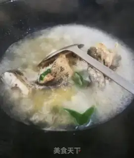Make Black fish tofu soup step 5
