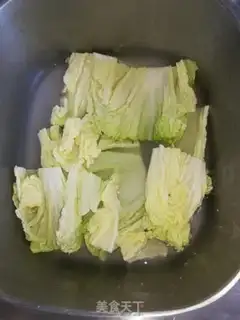 Make Red and white tofu cabbage step 0
