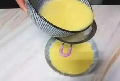 Make Slurpy eggs step 3