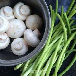 Make Snack and garlic step 0