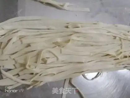 Make Chicken bean horn noodles step 0