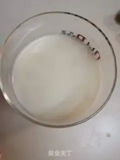 Make Strawberry banana juice step 2