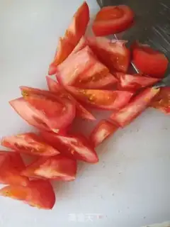 Make Tomato egg soup step 0