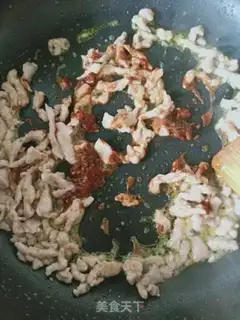 Make Tea mushroom fried meat step 6