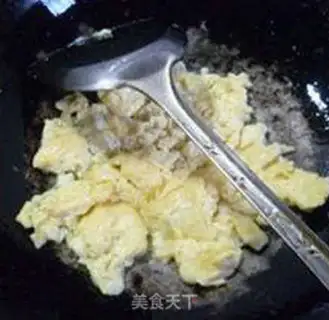 Make Eggs and broccoli step 5