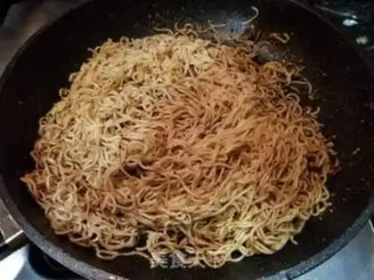 Make Chicken shrimp noodles step 9