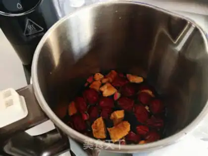 Make Four red soups step 4