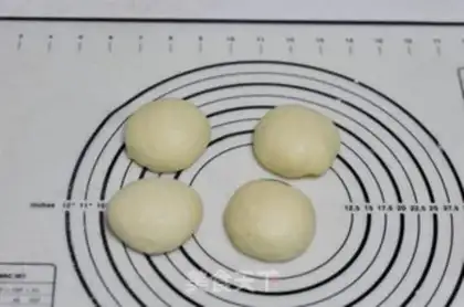 Make Vegetable bread step 5
