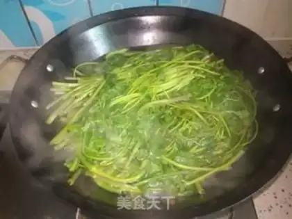 Make Wild celery dumplings step 1
