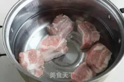 Make Corn carrot steak soup step 0