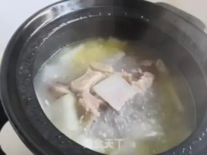 Make Porktail soup step 7