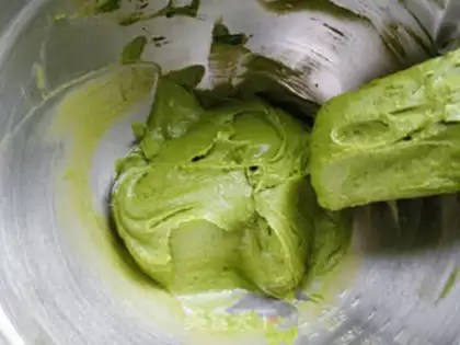 Make Tea and bean pound cake step 5