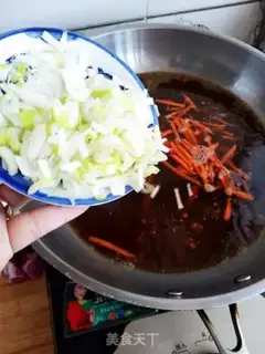 Make Homemade beef noodles step 5