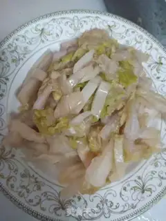 Make Sour pickle pork noodles step 1