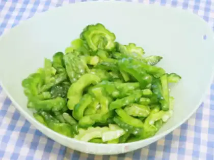Make Forbidden guacamole step 0