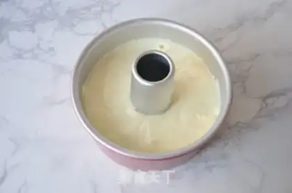 Make Six inches and two eggs in the air step 8
