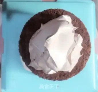 Make Coco birthday cake step 17