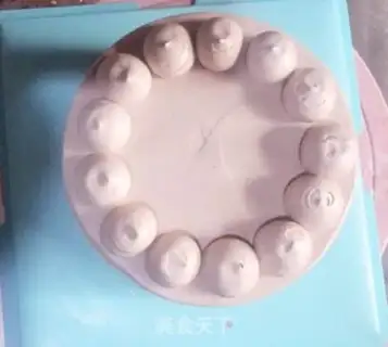 Make Coco birthday cake step 20