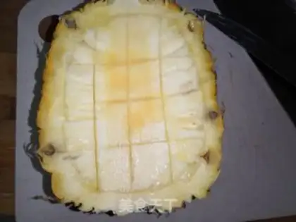Make Pineapple rice step 1
