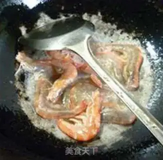 Make Spicy sauce, mackerel shrimp step 5