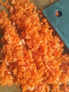 Make Steamed artemisinin balls step 0
