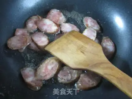 Make Garlic fried sausage step 1