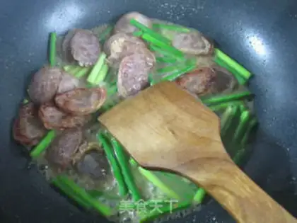 Make Garlic fried sausage step 3