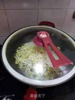 Make Soybean sprouts step 2