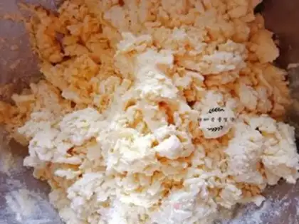 Make Yellow pasta step 0