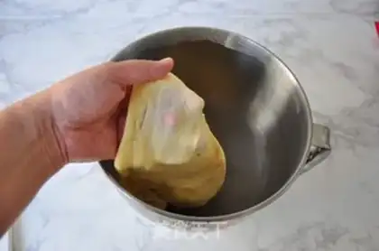 Make Sea salt caramel banana sandwich step 3